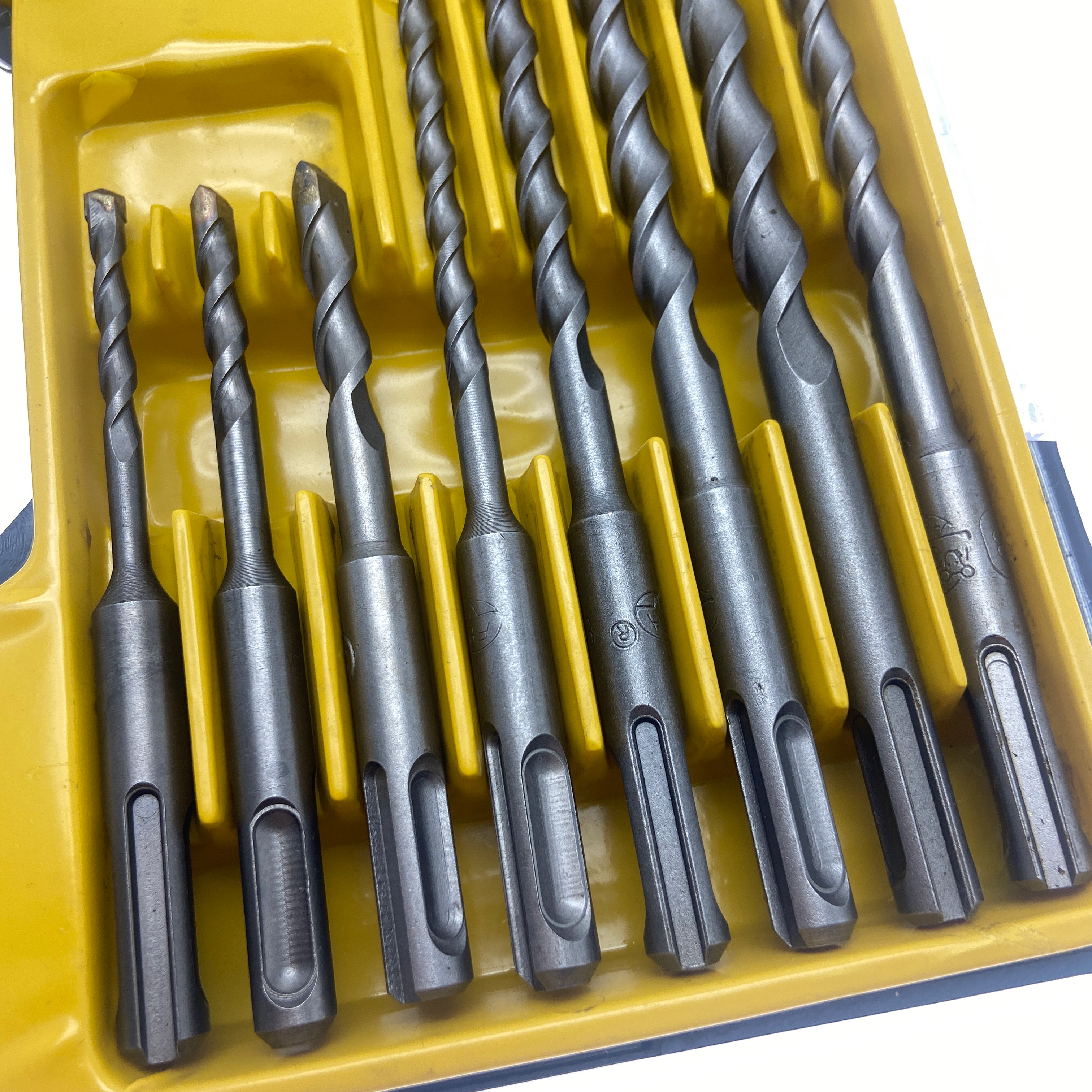 High quality 8Pcs SDS Plus Flat Tip Electric Rotary Hammer Drill Bits Set for drilling concrete granite Masonry general purpose