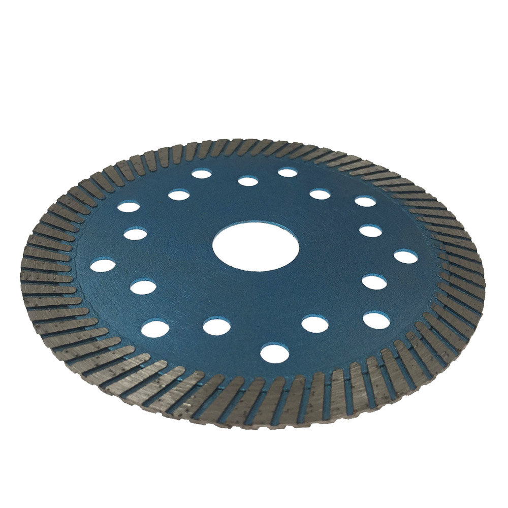 High quality 115*2.2*12*22.23mm 4.5inch Hot Press diamond fine turbo saw blade with cooling holes for dry cutting Concrete granite